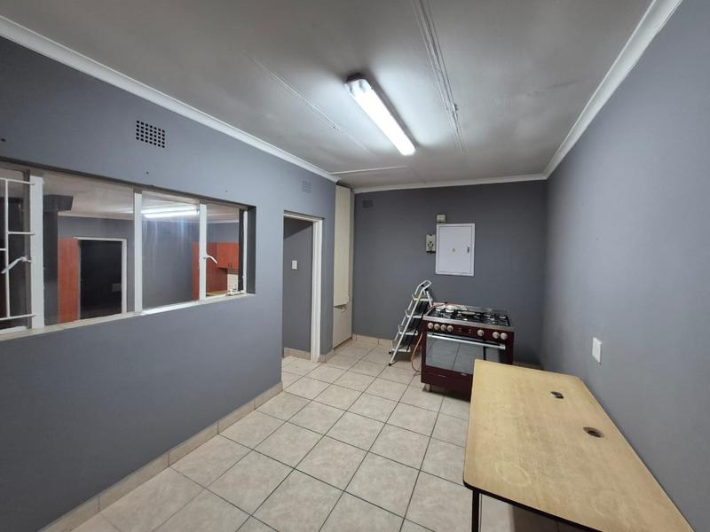 To Let 4 Bedroom Property for Rent in Da Nova Western Cape